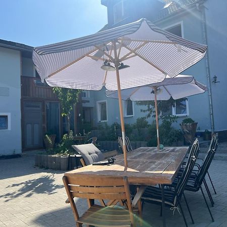 Ferienwohnung Antike Wohnmoeglichkeit Kurz Und Langfristig 100Qm Erdgeschoss Lauchhammer Exterior foto